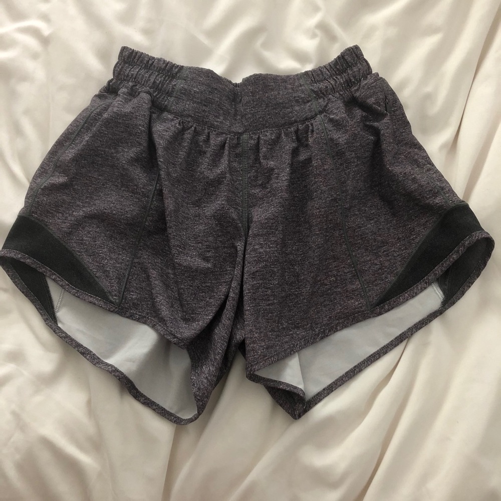 🛑SOLD🛑 Lululemon hotty hot short